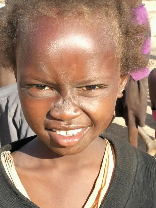 走进非洲(二)《我是一个黑孩子……》