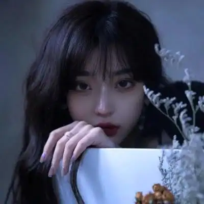 头像女生简单气质森系清新文艺高清图片