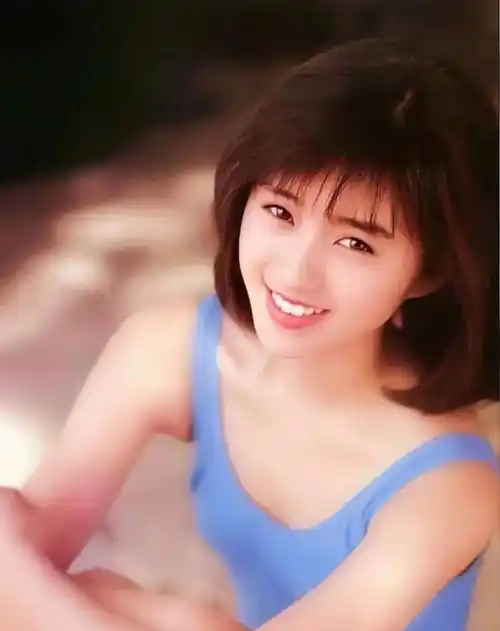 玉女掌门酒井法子:为迁就丈夫吸毒,48岁在微博上公开