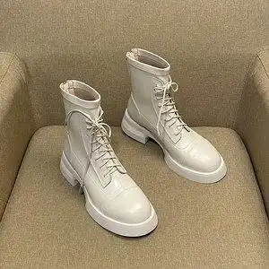 欧洲站白色马丁靴女厚底显瘦绑带短靴舒适百搭休闲矮靴软面皮女靴