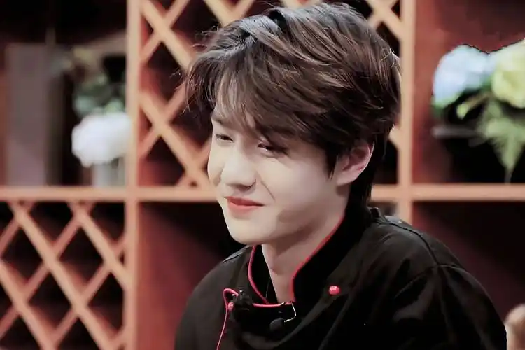 原创娱乐大爆料王一博杨颖华晨宇谢娜冯绍峰李一桐