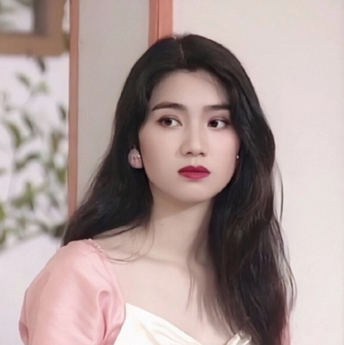 一代美人洪欣50岁容颜未改依旧优雅动人