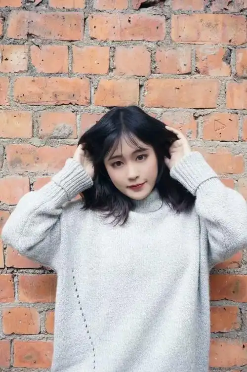 有个漂亮女朋友是什么体验?