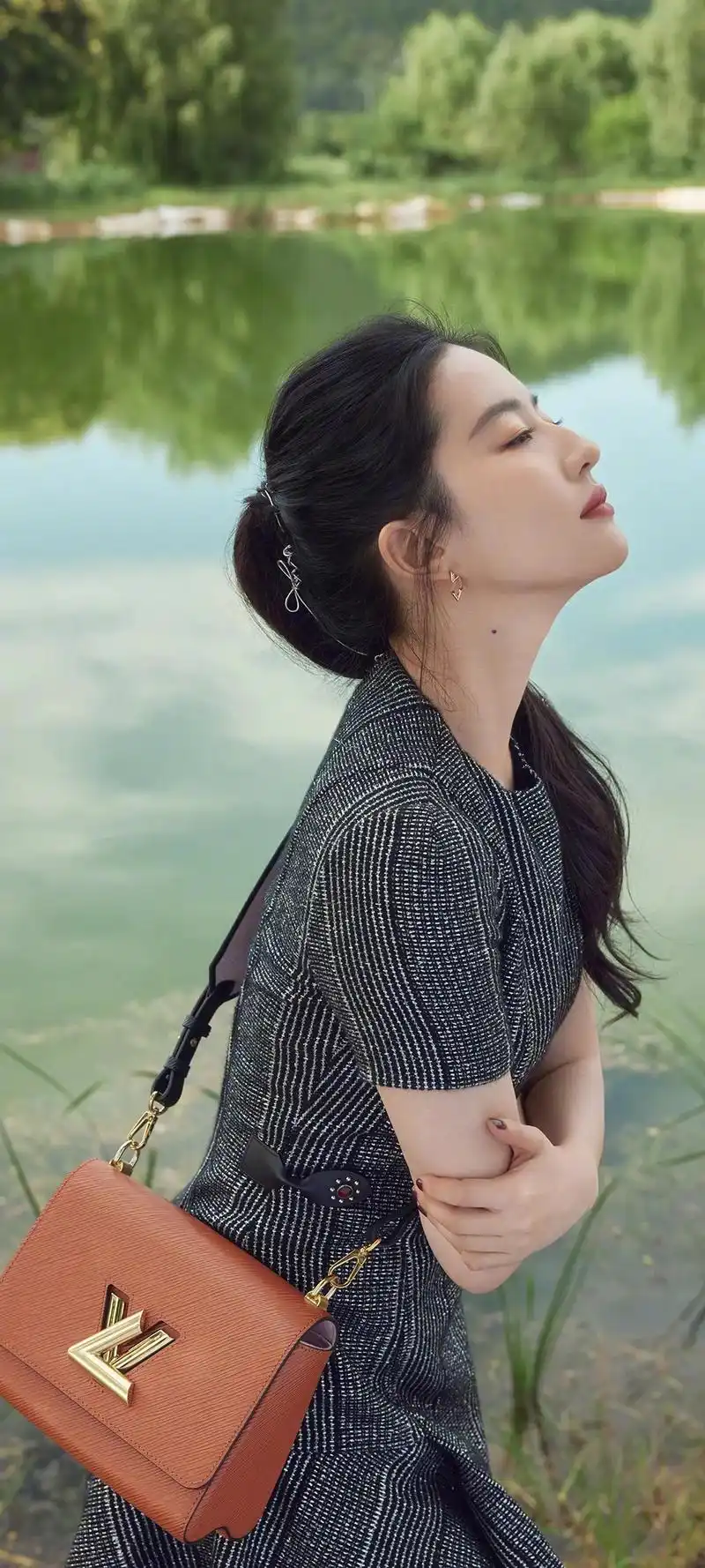 刘亦菲专辑全面屏手机壁纸