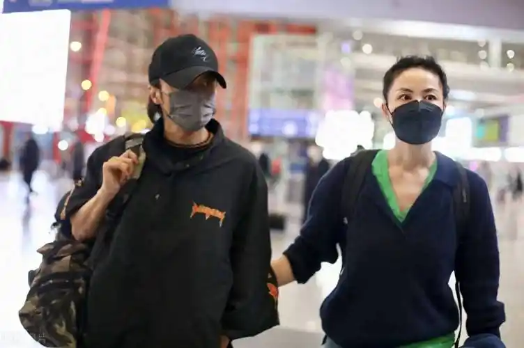 谢霆锋与杨幂将于这个月公布新恋情,这则消息令人震惊!