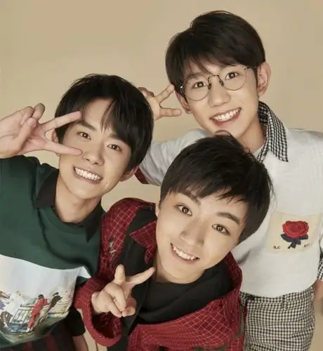 tfboys合体2021首次完整体行程曝光下周再登央视文联舞台