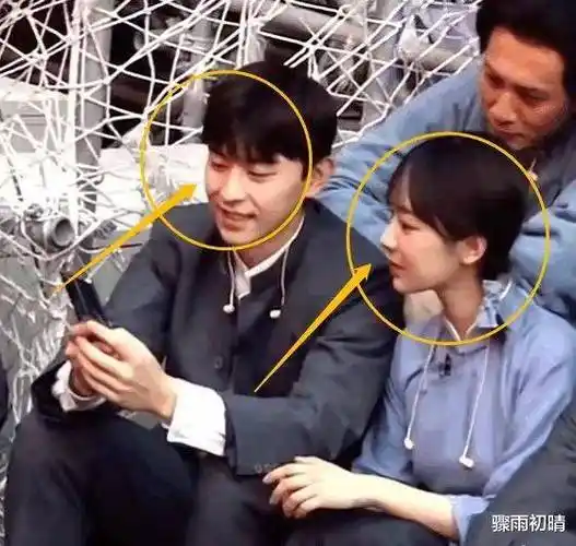其实杨紫和邓伦已经合作过三部戏了,两个人从默默无闻的小演员就已经