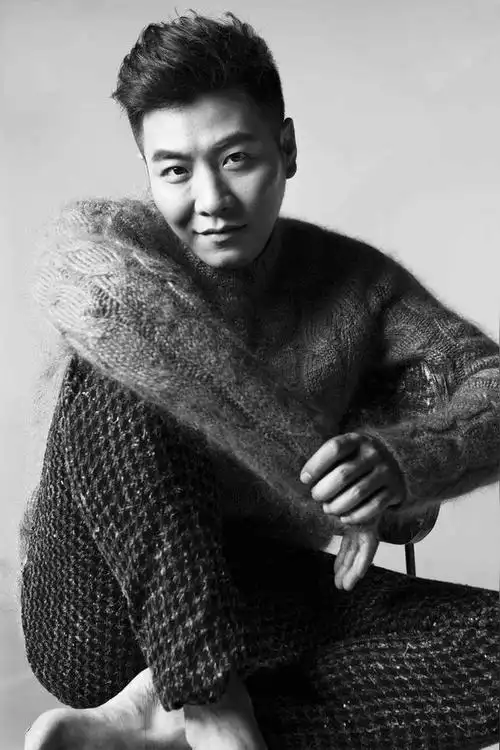 荆浩(中国内地男演员)_尚可名片