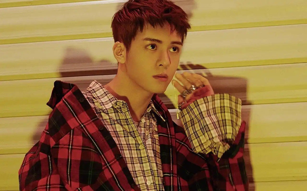 曾舜晞复古风帅气写真图片桌面壁纸