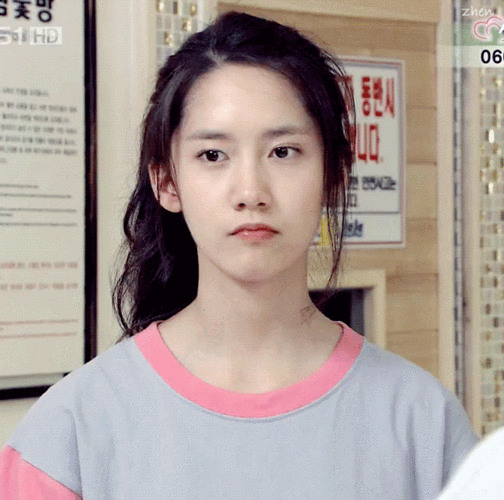 每次冒有新女团出道,林允儿的出道预告照必会拉出来回顾一圈,一年又