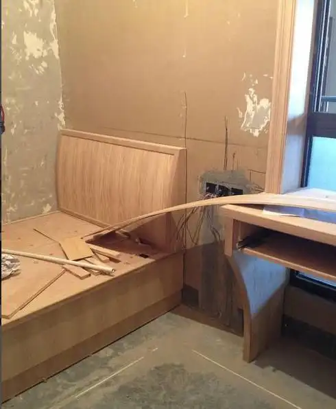 木工现场做的木板床,这样真的好吗?