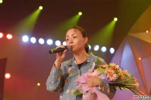 宋丹丹_明星档案_写真_图片_资料_照片_中国娱乐网