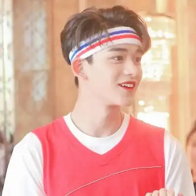 黄旭熙头像二传标明白祁