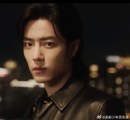 肖战港风皮衣##肖战西装回眸