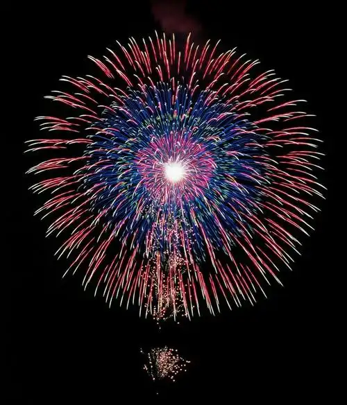 许幻山的烟花太虚伪!这才是顶级烟火设计师,演绎5秒钟的极致浪漫!