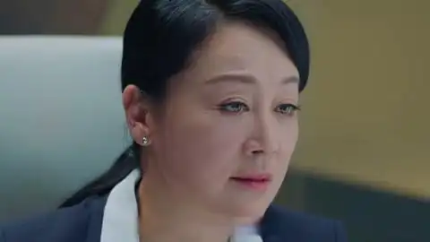 风暴舞·精彩集锦  :郑佩妮表面不支持俊杰