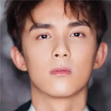男明星吴磊头像
