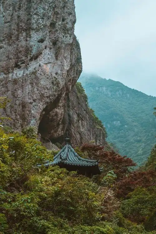 小龙女纵身一跃的断肠崖|山顶|险峰|绝情谷_网易订阅