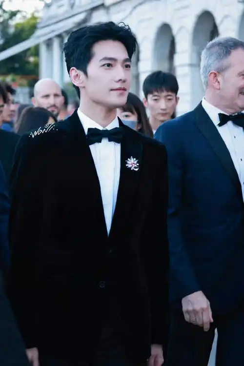 杨洋高清生图##杨洋别名杨不修