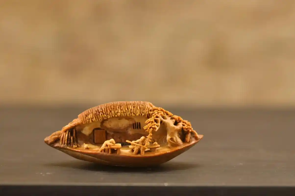 微雕视界祖孙情