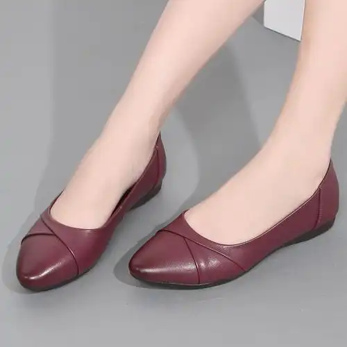 底中老年浅口平底妇女皮鞋防滑女鞋舒适舒适尖头女士瓢鞋平跟牛皮视频