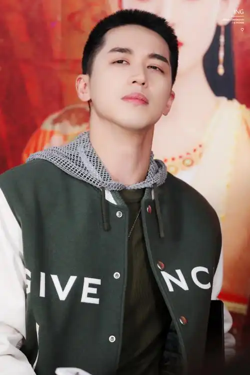 许魏洲超话231114@许魏洲zz#许魏洲风起西州##今日星拍放送