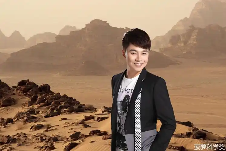 主持人沈涛成为菠萝旅行社形象代言人