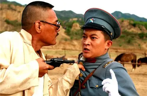 杨志刚《铁梨花》表现抢眼 小丑式人物惹人怜