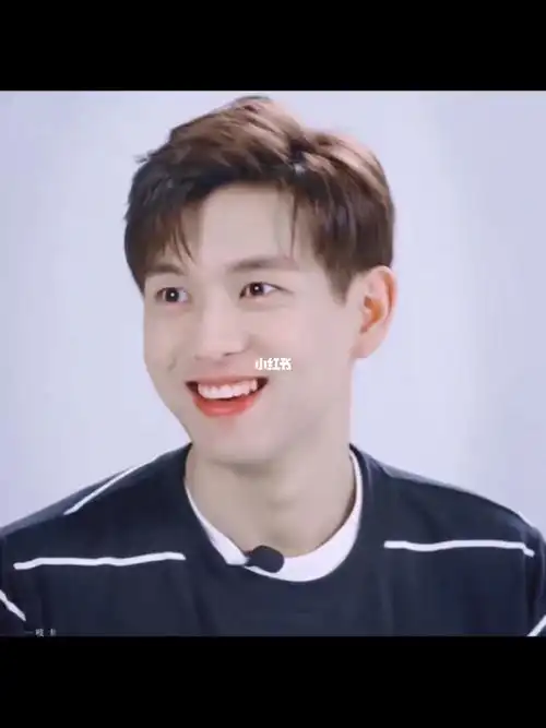 笑的好甜啊06李现