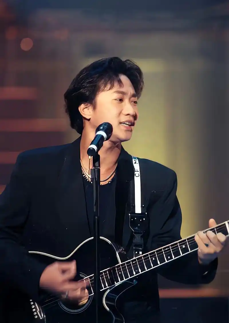 老旧照片修复翻新#黄家驹 #beyond永远的beyond  - 抖音