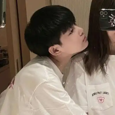 ins风优质恩爱真人情头-情侣头像 - 壁纸家