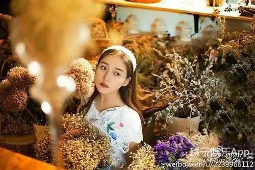 说实话,辨识度不高↓但我看过她早期的模特照,上过新闻的那种↓垚昕