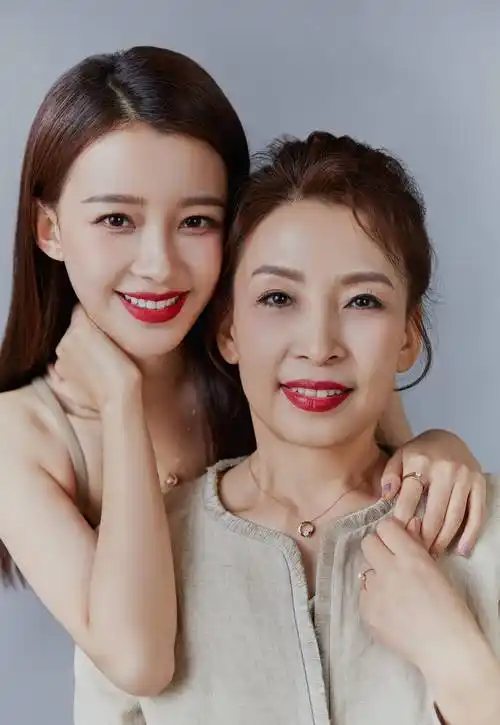 尽管现在孙怡已经是老公孩子在畔,没有什么好发愁的事情,但最为关键的