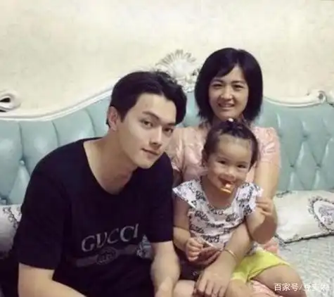 参观吴谨言现实中的家家里用铁丝网来做装饰生活也够节俭的