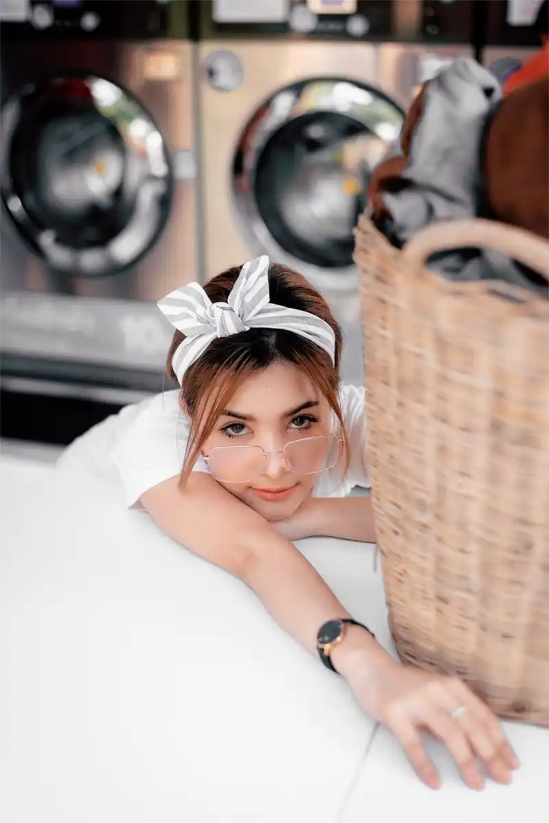 中外混血美女,同时拥有中国女性的柔美,和西方热情奔放两种性格