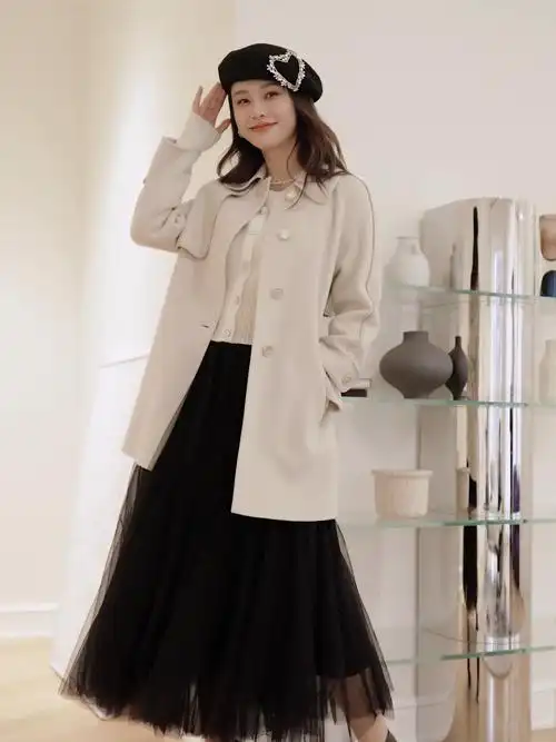 kaxiwen佧茜文韩剧女主角米色系大衣,颜色也太温柔太好穿了吧,将风