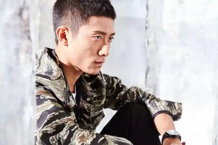 张一山 | 每一个细胞都是戏