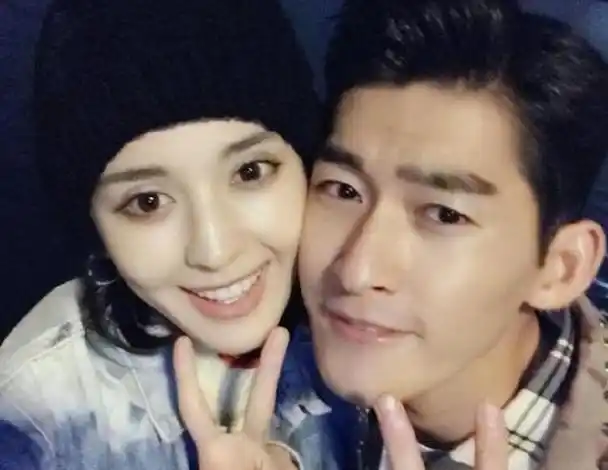 张翰疑似新恋情曝光,新女友高颜值高学历