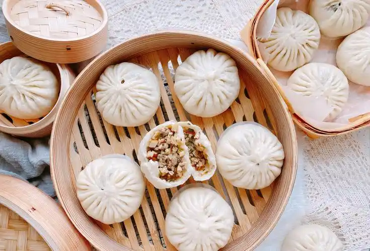 春天宁可不吃肉也要吃这个馅的包子鲜嫩多汁个个松软不塌陷