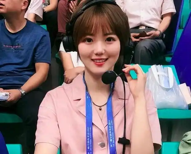 太豪放央视女主播解说王楚钦和梁靖昆比赛喊出我靠惹争议