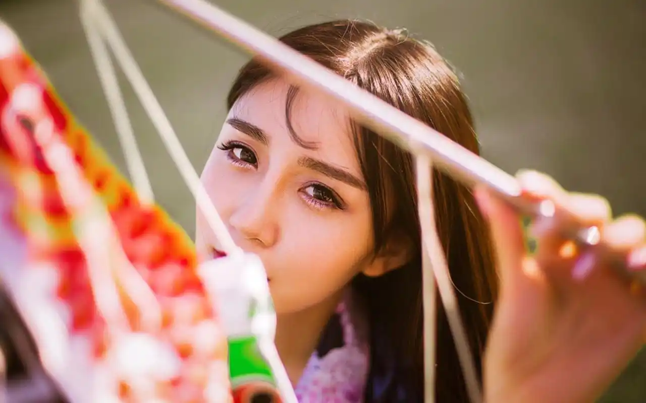 和服美女户外写真图片电脑壁纸