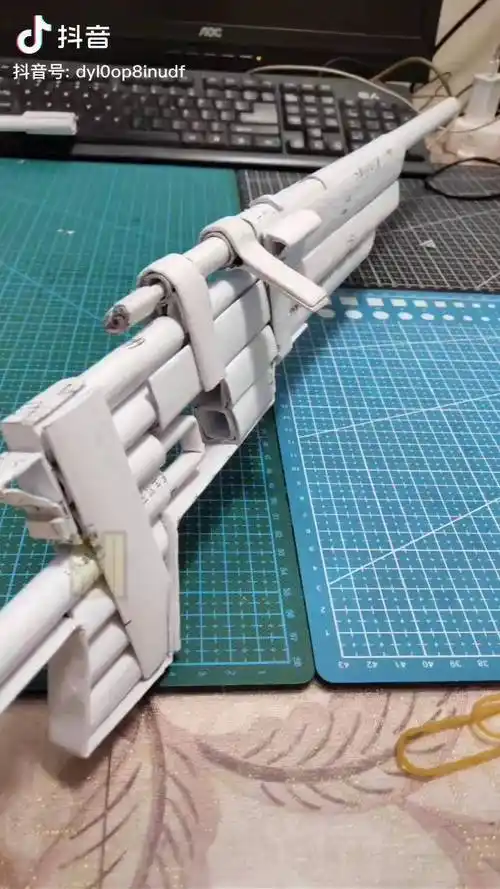 制动飞壳枪 展示篇模型 手工 折纸 热门