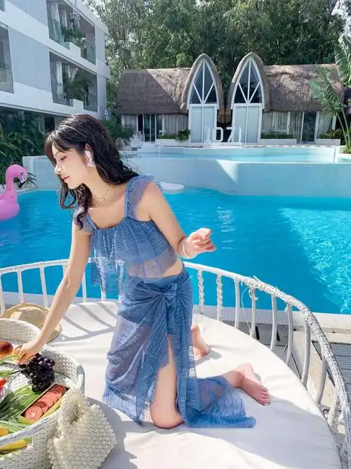 泳衣女分体性感显瘦遮肉ins仙比基尼三件套披肩温泉女泳装8227胭脂色s