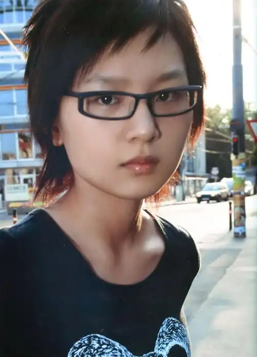 周笔畅写真图片