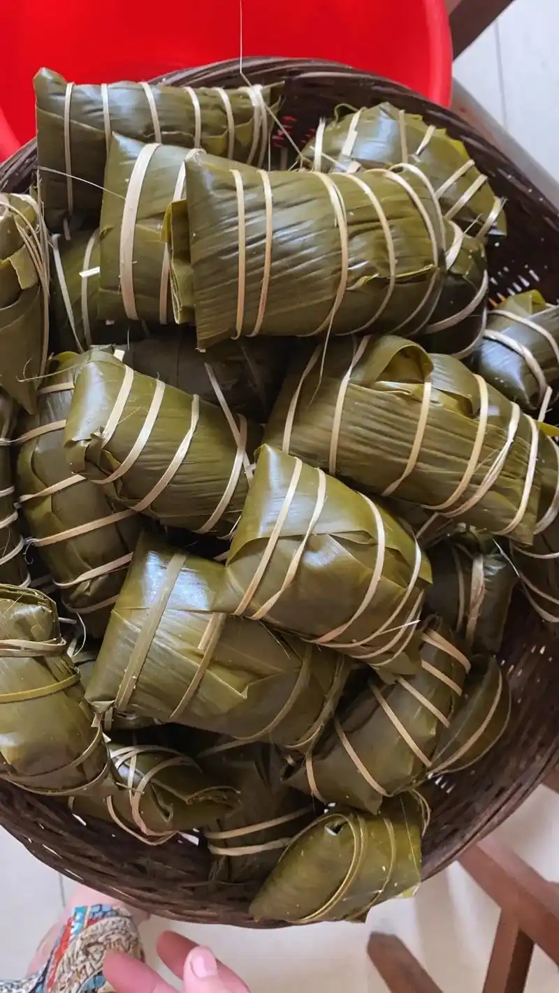 粽有千般好,唯你最重要,愿我们粽是快乐,粽是喜悦,粽是好运,粽有所爱