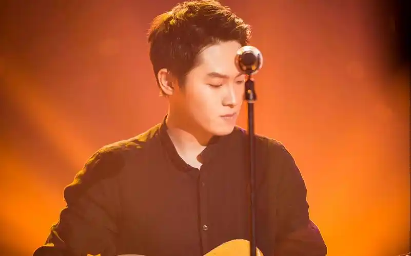 梁博小爷凤凰音乐专访