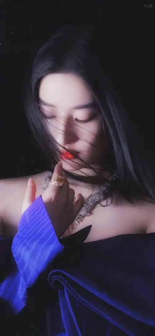 刘亦菲壁纸盛宴,高清美图尽显其超凡脱俗的气质