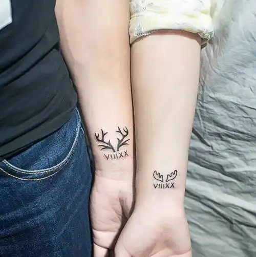 一组适合情侣的有意义纹身图案