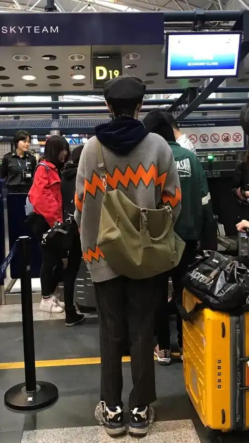 为什么会说肖战是名品大长腿?腿部的黄金比例怎么算,你知道吗?