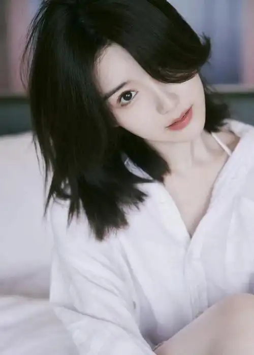 毛晓彤侧脸睡颜##时间夺走了毛晓彤的什么